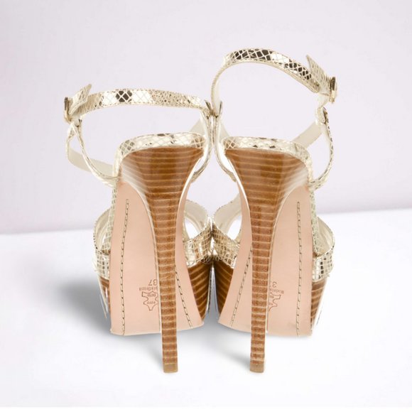 Alice + Olivia Leia Metallic Heels - Picture 5 of 6